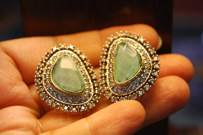 GREEN ZIRCON EARRINGS