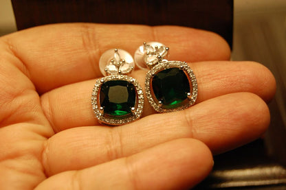ELEGANT ZIRCON & EMERALD EARRINGS