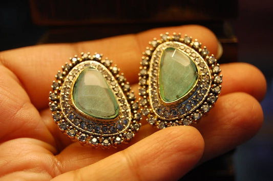 GREEN ZIRCON EARRINGS
