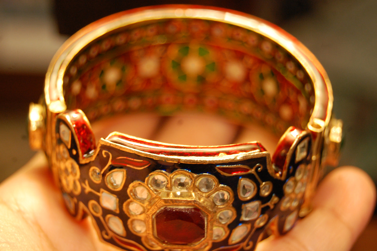 KARA IN MEENA & KUNDAN