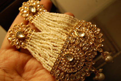 JHOOMAR STYLE EARRINGS IN KUNDAN & PEARLS