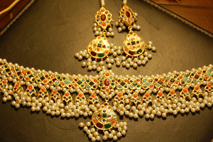 NAURATAN MULTI & PEARLS CHOKER SET