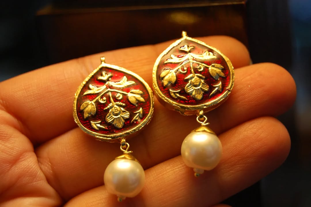RED MEENA EARRINGS