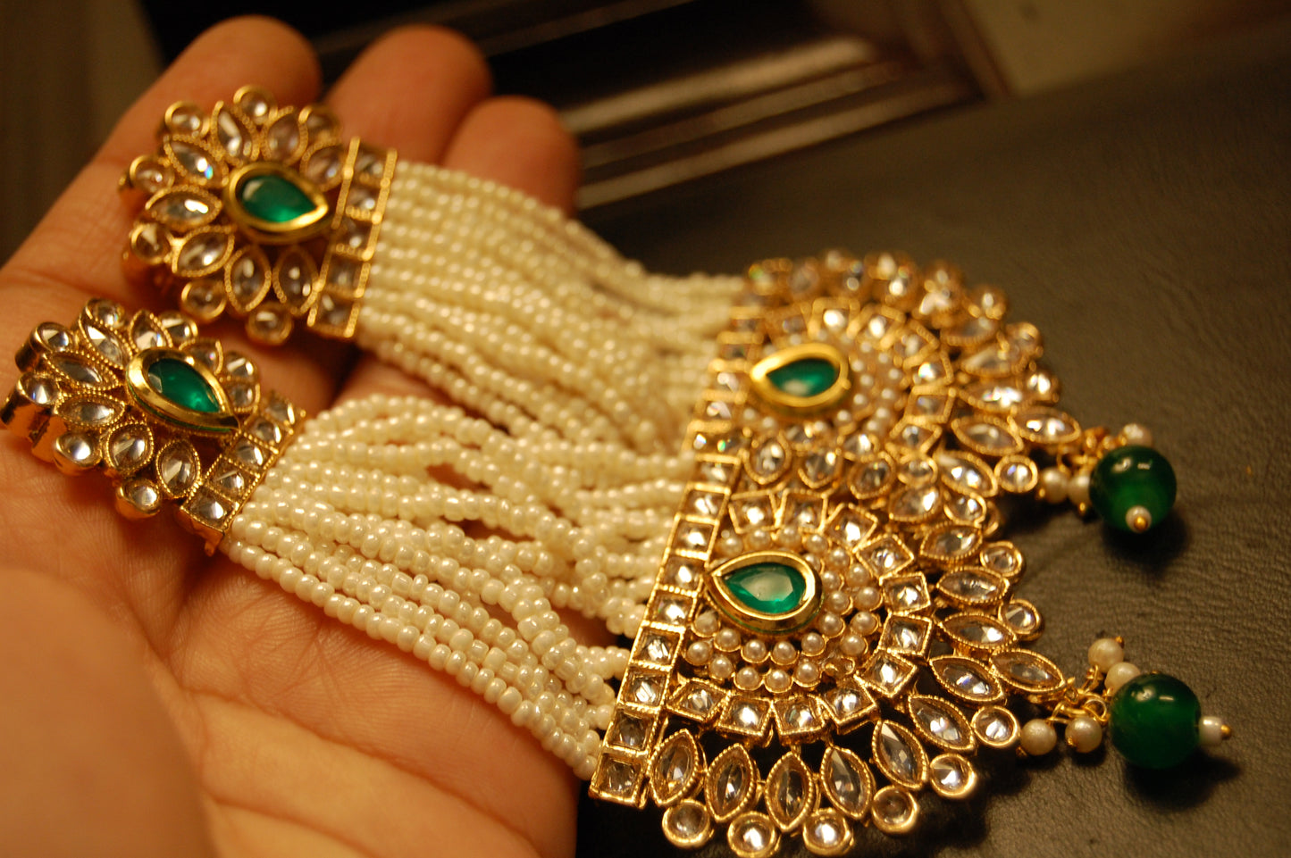 JHOOMAR STYLE EARRINGS IN KUNDAN, PEARLS & GREEN