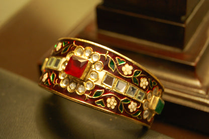 KARA IN MEENA & KUNDAN