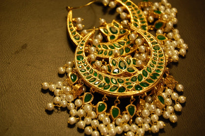 LARGE BALAS IN GREEN & PEARLS