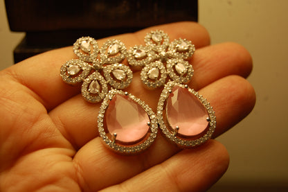 ZIRCON FLORAL EARRINGS IN PINK