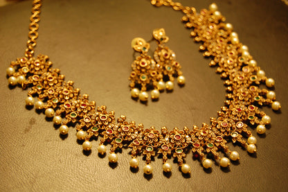 SOUTH INDIAN NECKLACE SET
