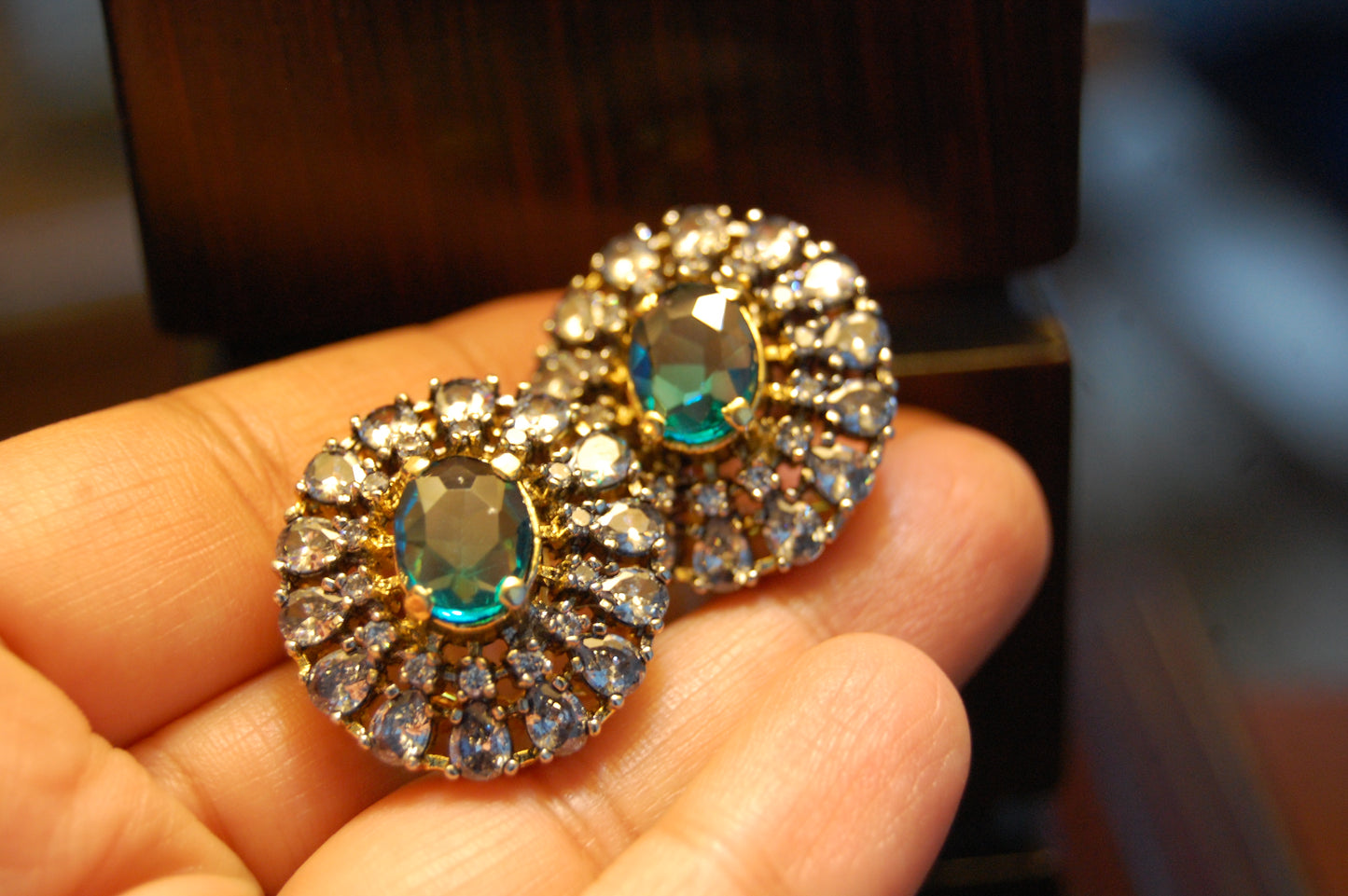 FEROZY & ZIRCON EARRINGS
