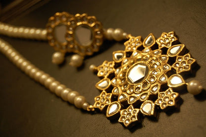 KUNDAN & PEARL MALA SET