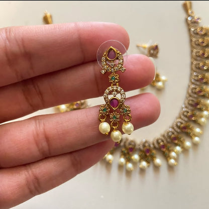 SOUTH INDIAN NECKLACE SET
