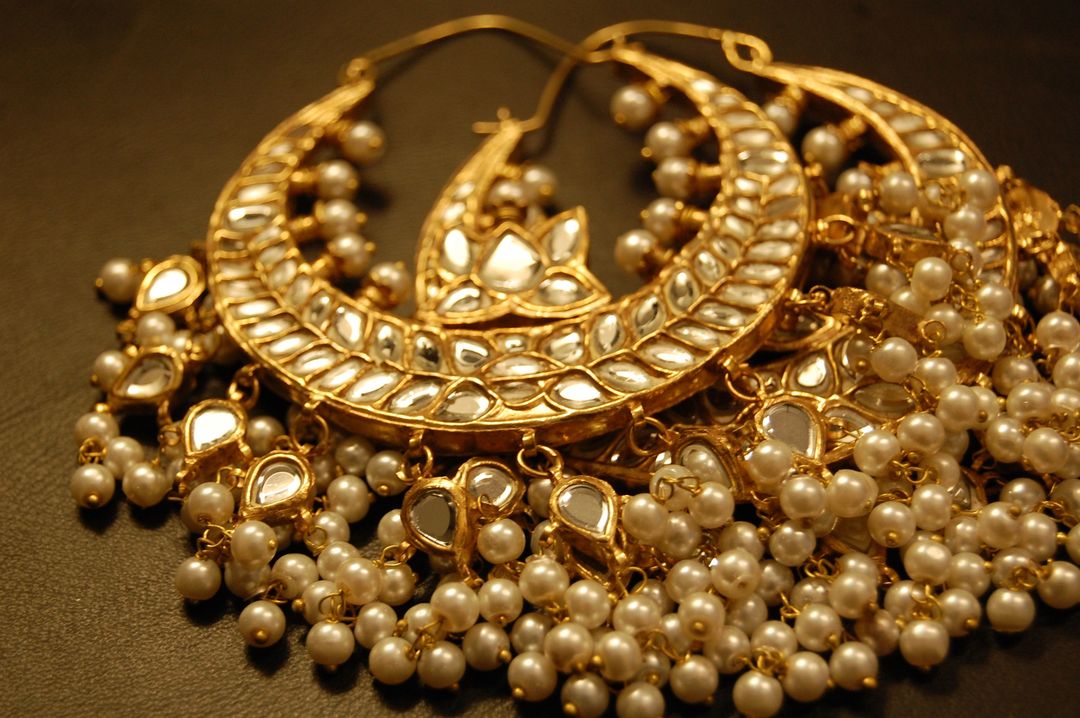 LARGE BALAS IN KUNDAN & PEARLS