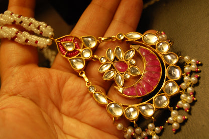 ELEGANT KUNDAN MALA IN RED