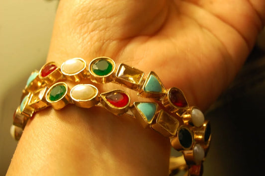 ELEGANT MULTI STONE BANGLES