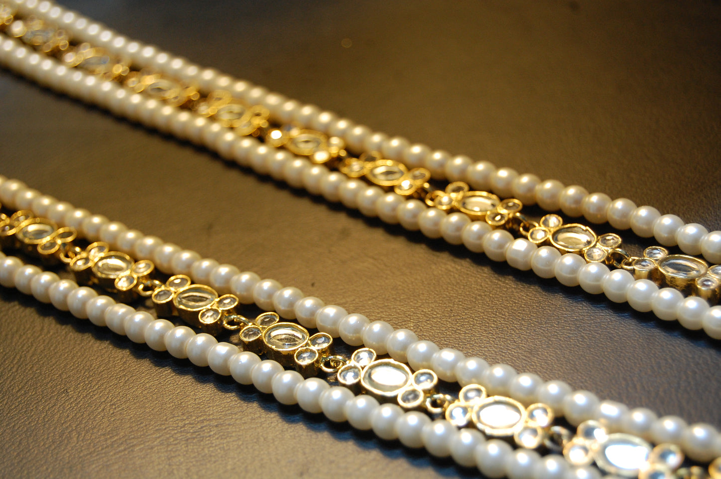 KUNDAN & PEARLS MALA