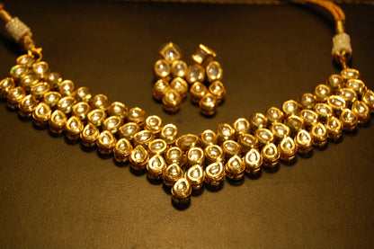 KUNDAN GULUBAND SET