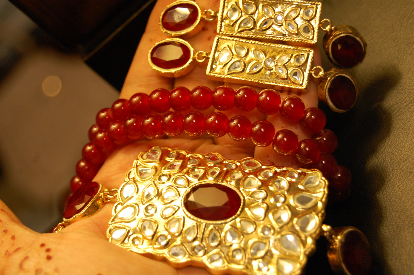 ELEGANT KUNDAN & RED MALA SET