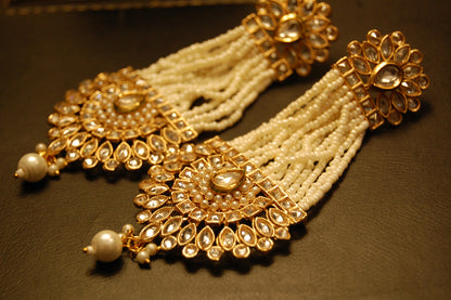 JHOOMAR STYLE EARRINGS IN KUNDAN & PEARLS