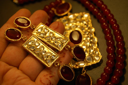 ELEGANT KUNDAN & RED MALA SET