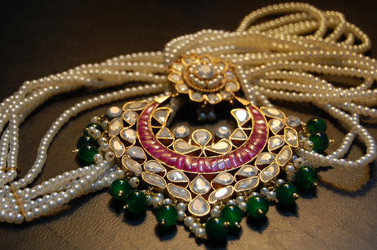 ELEGANT KUNDAN MALA IN RED & GREEN IN PEARLS STRING