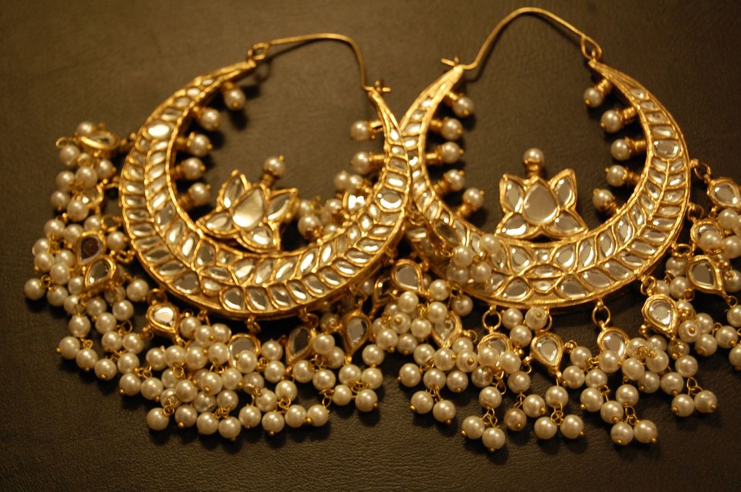 LARGE BALAS IN KUNDAN & PEARLS