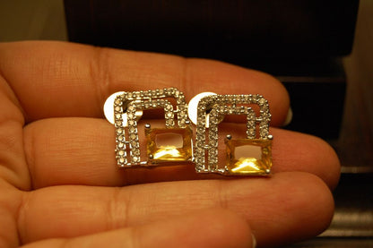 ZIRCON EARRINGS IN YELLOW