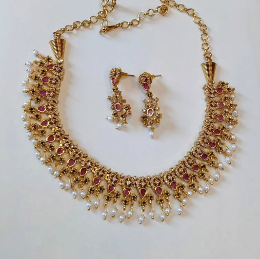 SOUTH INDIAN NECKLACE SET