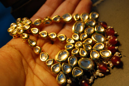 GORGEOUS RED & KUNDAN JHOOMAR