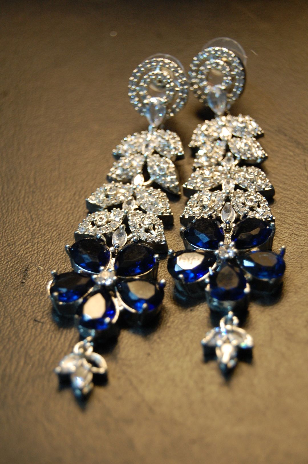 BLUE ZIRCON EARRINGS