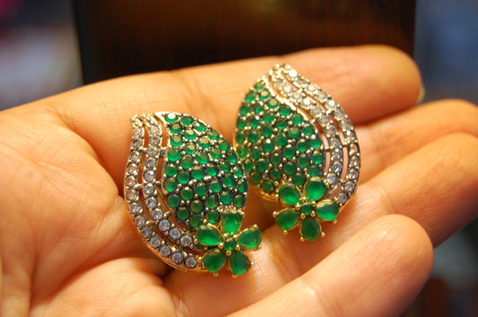 GREEN ZIRCON EARRINGS