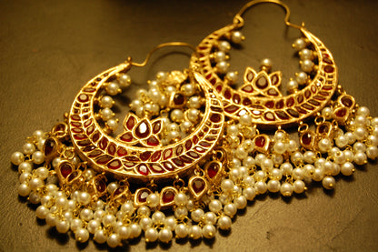 BALAS IN RED & PEARLS
