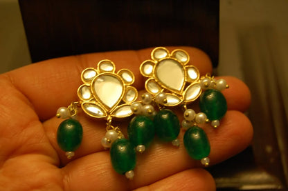 GREEN KUNDAN EARRINGS