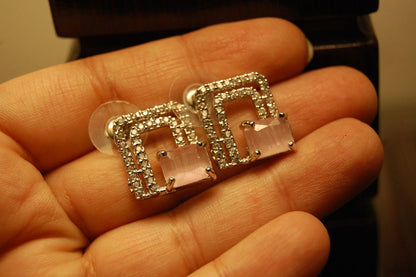 ZIRCON EARRINGS IN PINK