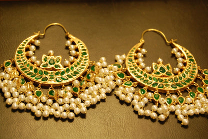 LARGE BALAS IN GREEN & PEARLS