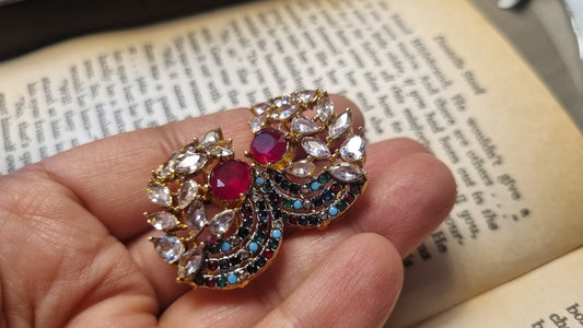 MULTI RED EARRINGS