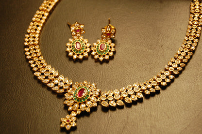 SOUTH INDIAN PEARL NECKLACE SET IN ZIRCON