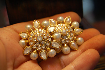 ZIRCON WITH PEARLS EARRINGS
