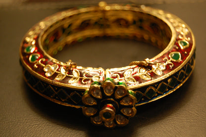 KARA IN MEENA & KUNDAN