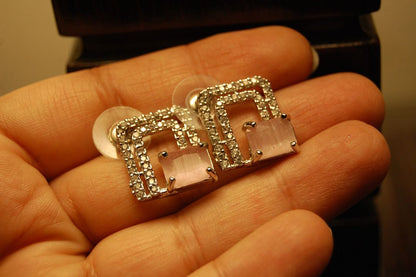 ZIRCON EARRINGS IN PINK