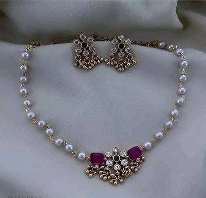 DELICATE CHAIN SET