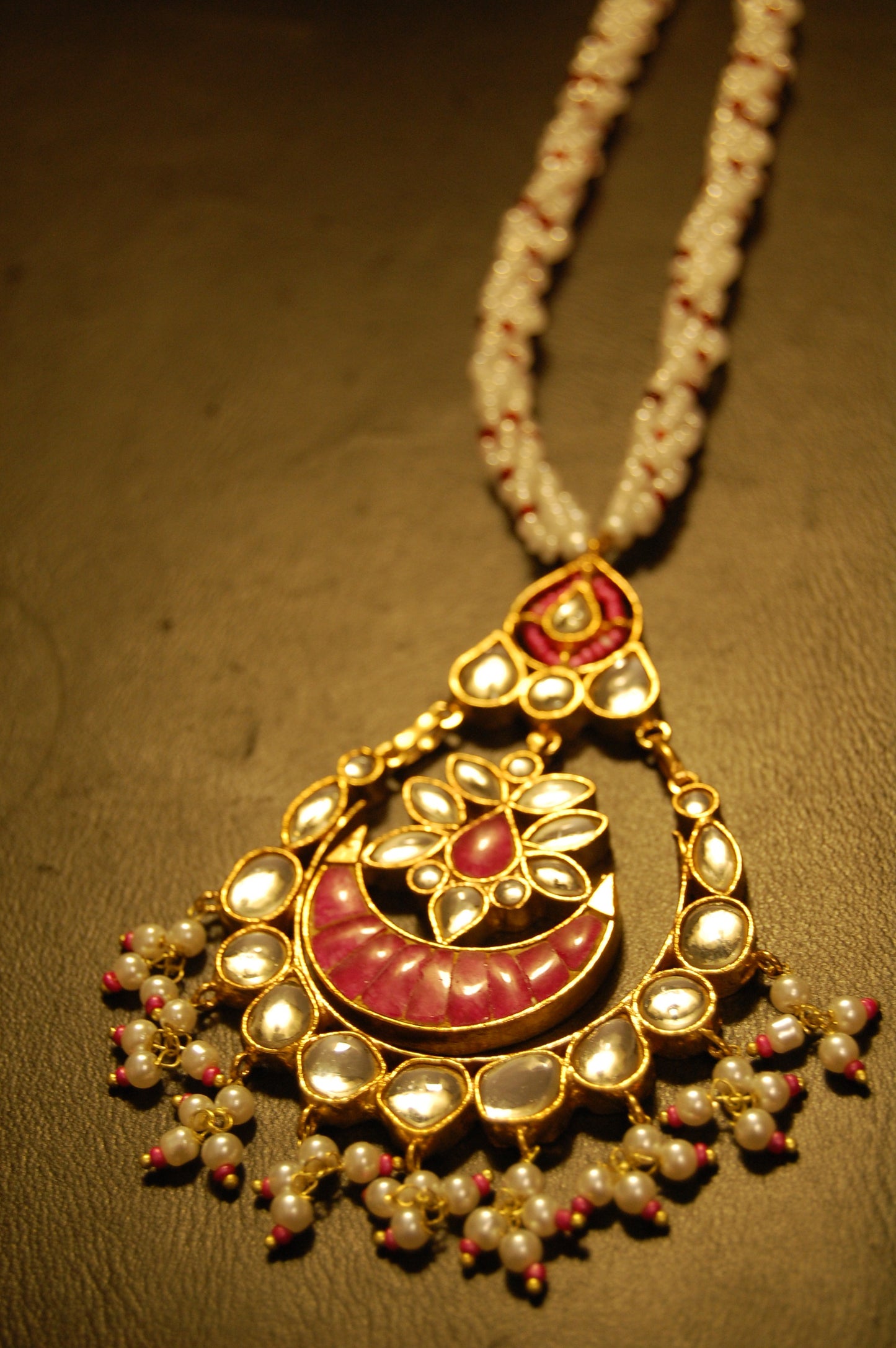 ELEGANT KUNDAN MALA IN RED