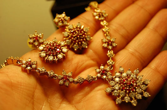 SOUTH INDIAN NECKLACE SET IN RED & ZIRCON