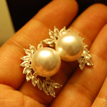 ZIRCON & PEARL EARRINGS WITH SILVER BASE