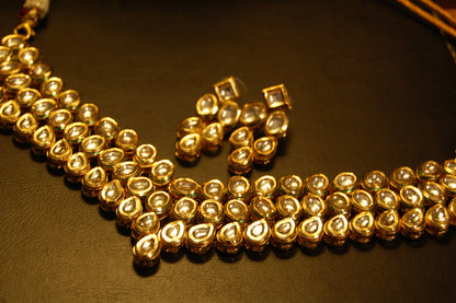 KUNDAN GULUBAND SET