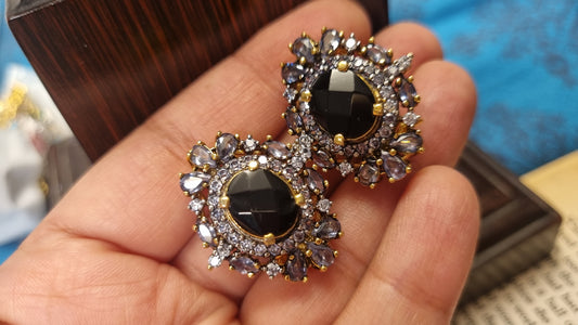 BLACK GREY EARRINGS