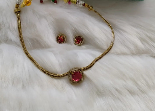 DELICATE RED & ZIRCON NECKLACE SET
