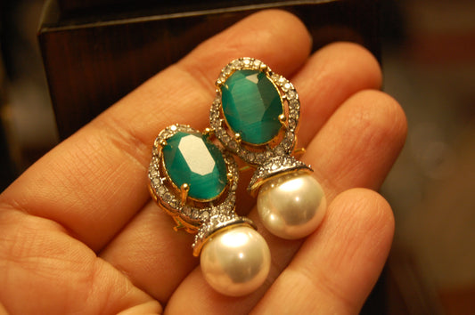 SEA GREEN EARRINGS IN ZIRCON & PEARLS