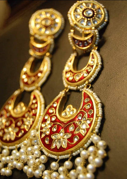 LONG KUNDAN & RED MEENA EARRINGS