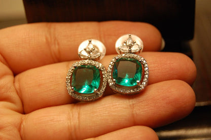 ELEGANT ZIRCON & GREEN EARRINGS