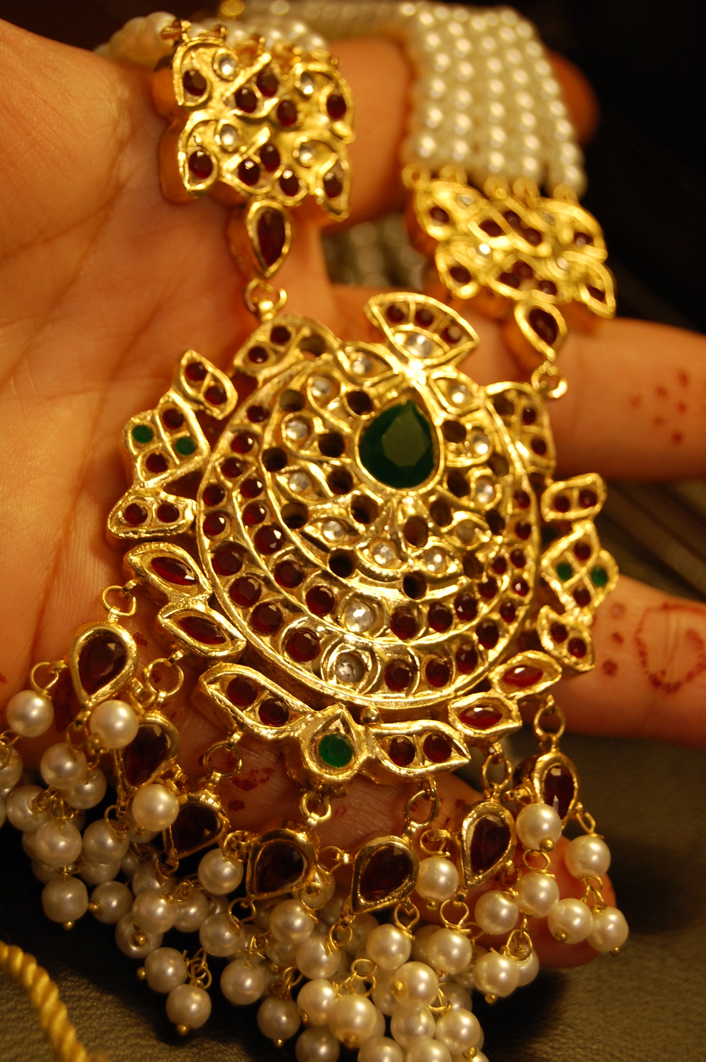 GREEN & RED KUNDAN MALA